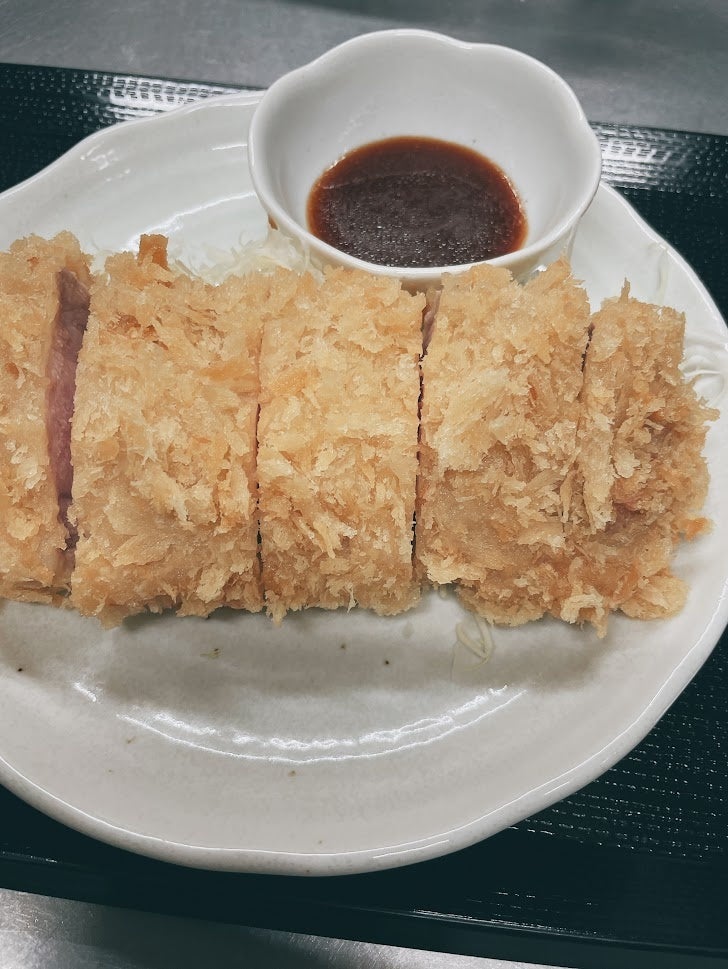 「低温調理白い衣の豚カツ」1380円]