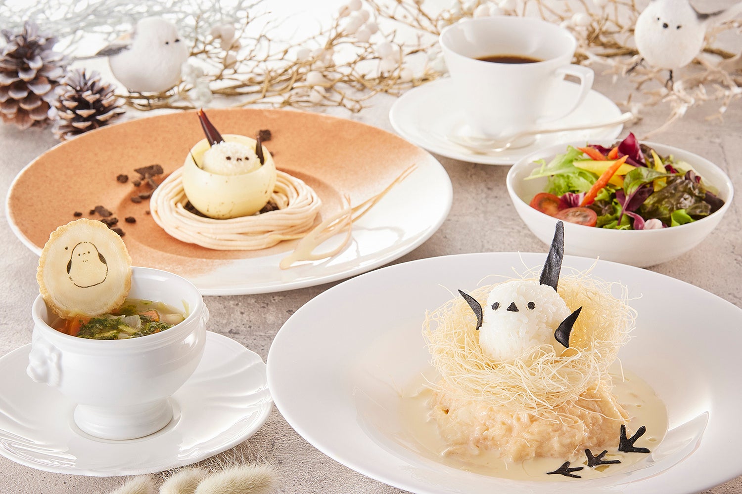 シマエナガの巣ごもりランチ