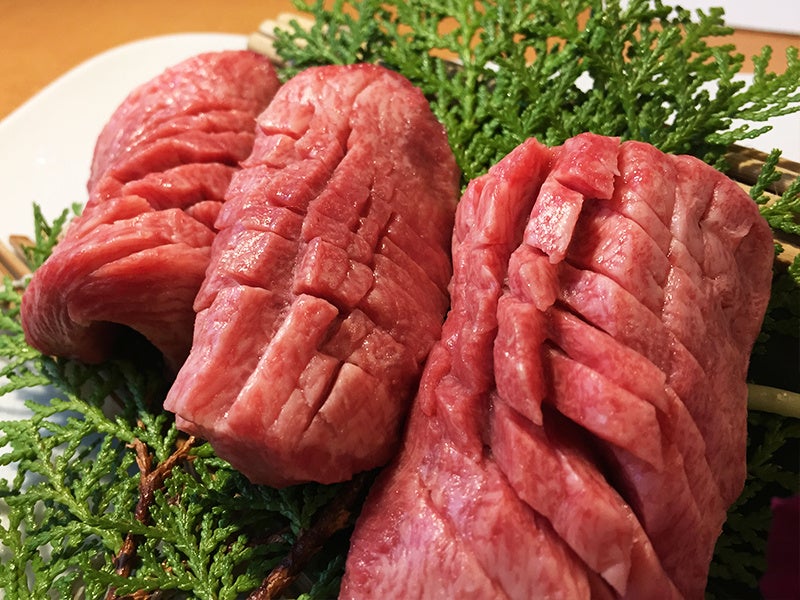 厚切りタンステーキ