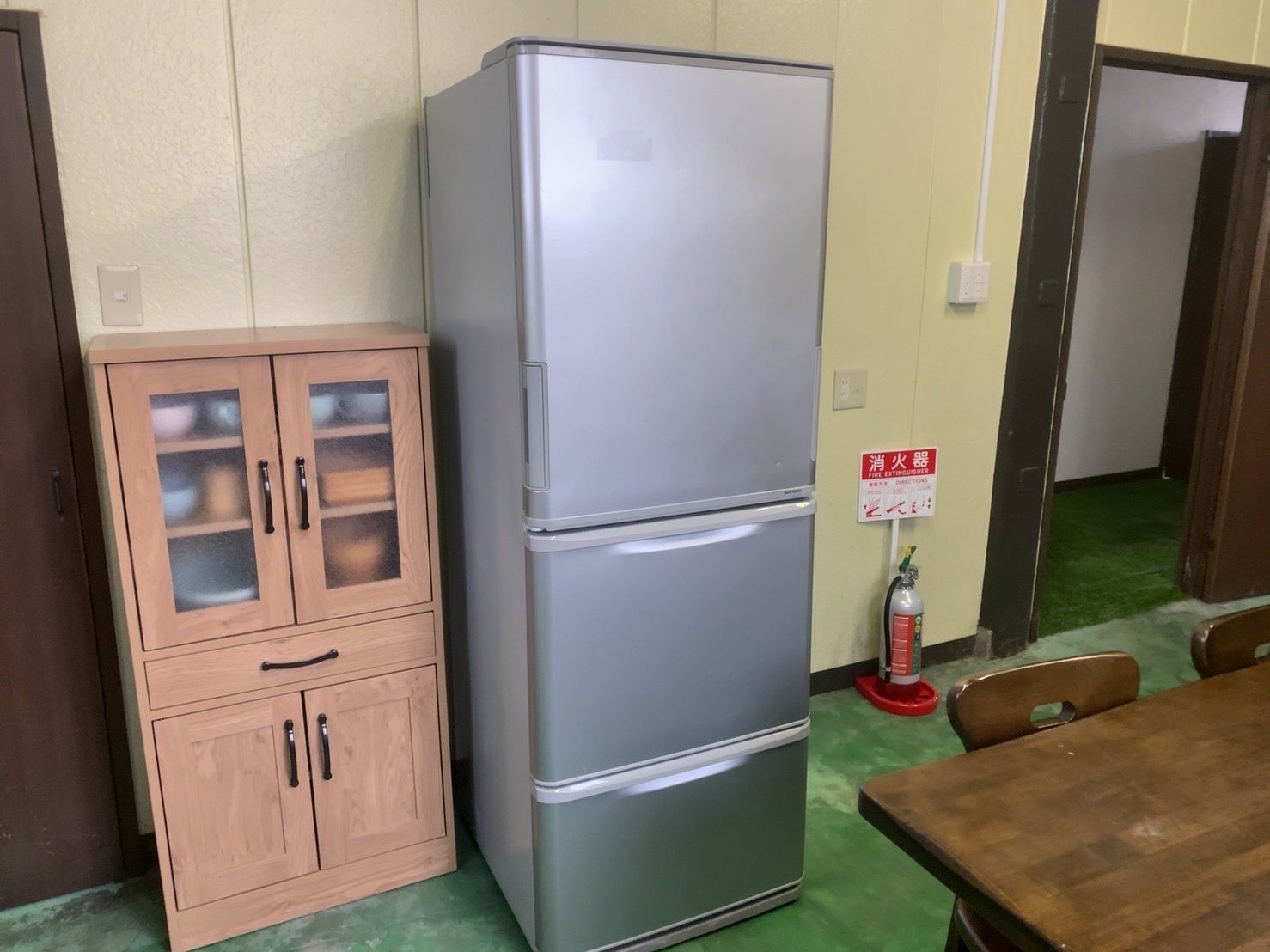 大型冷蔵庫・食器