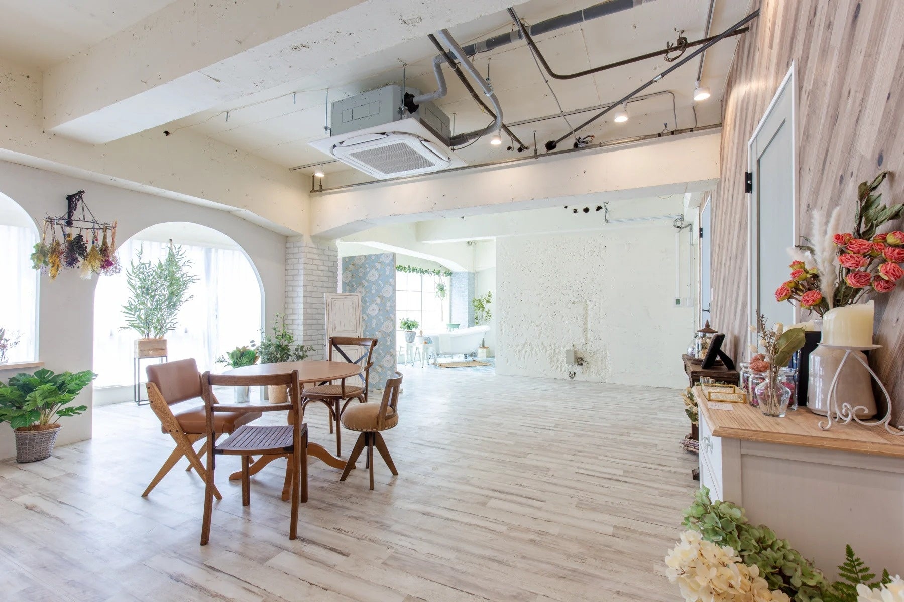 自然光で大人なおしゃれがコンセプトの「メレンゲクッキー」