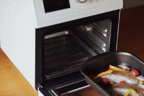 ほったらかし簡単調理!蒸し焼き機能で旨みを閉じ込める、Livinfra ほったらかし簡単調理!蒸し焼き機能で旨みを閉じ込める、Livinfra