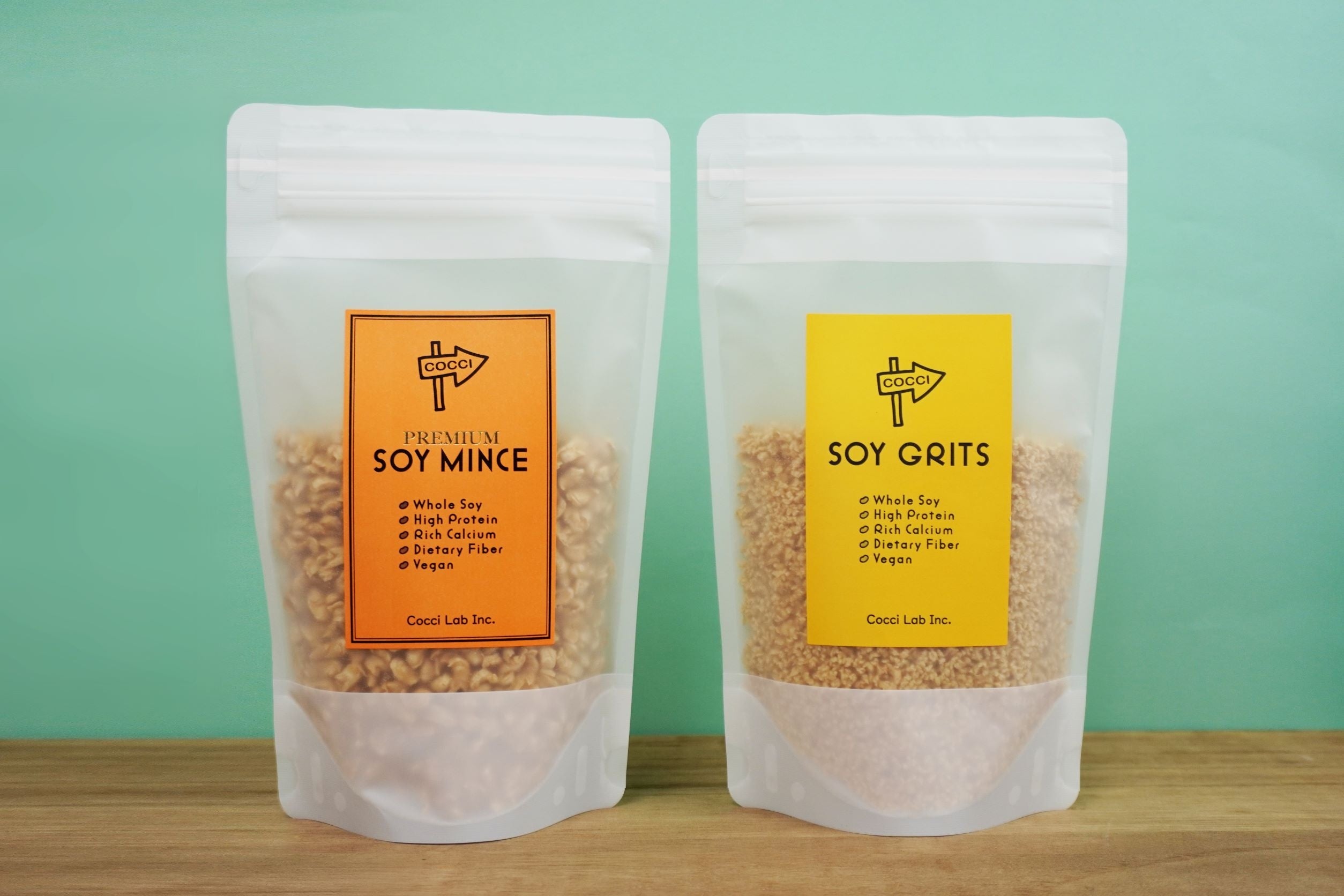 「PREMIUM SOY MINCE プレミアムソイミンチ 180g」、「SOY GRITS ソイグリッツ  180g」