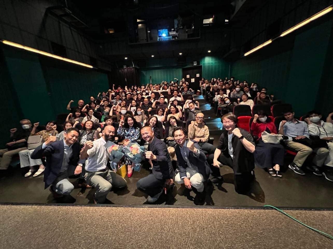 会場は連日満席が続いています。