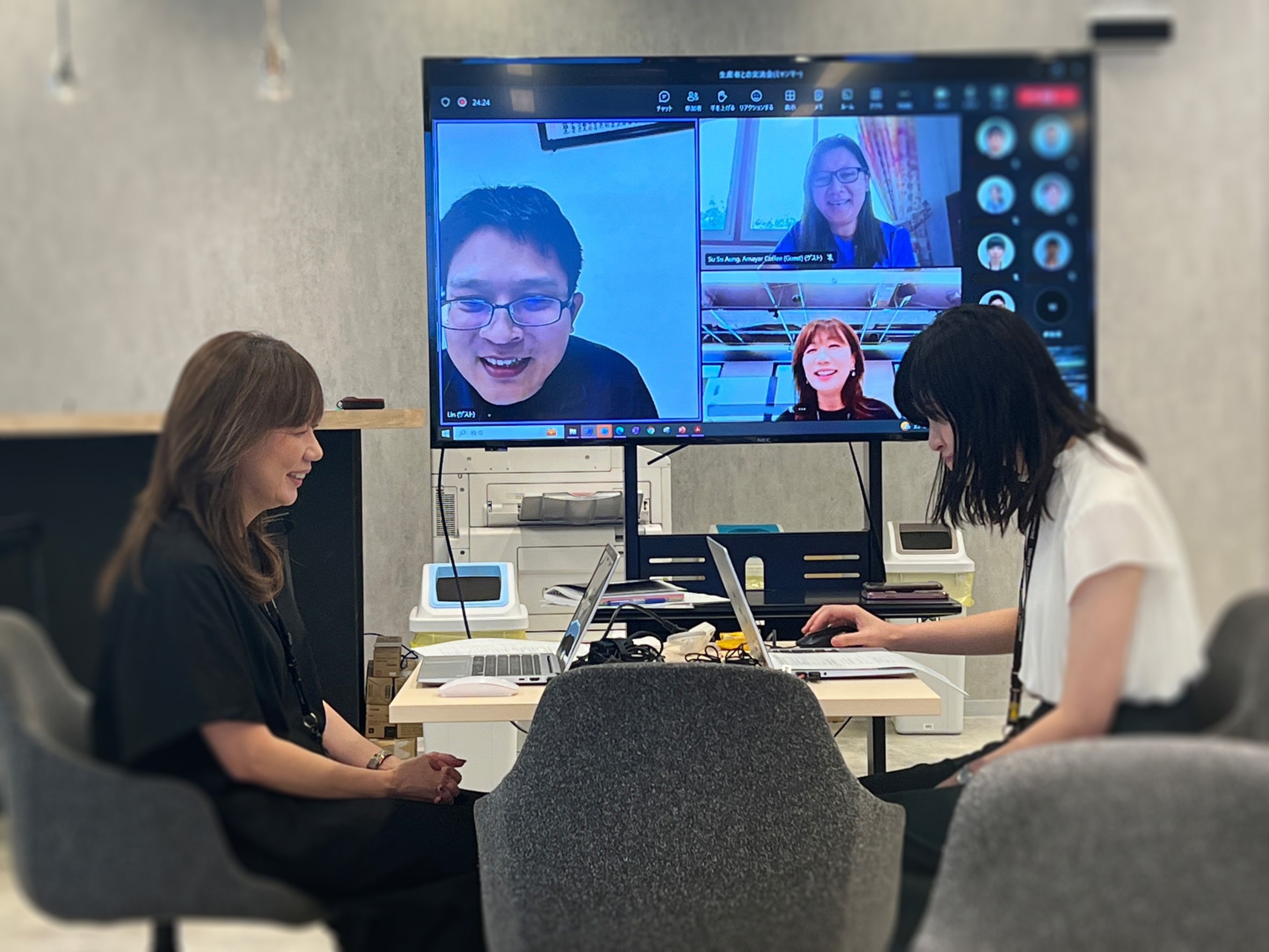 オンライン交流会では、冒頭、Lin Myat KyawさんからAmayar Women’s Coffee Groupの説明を日本語でしていただき、その後はビルマ語通訳としてSu Su Aungさんとの会話をサポートしていただきました。