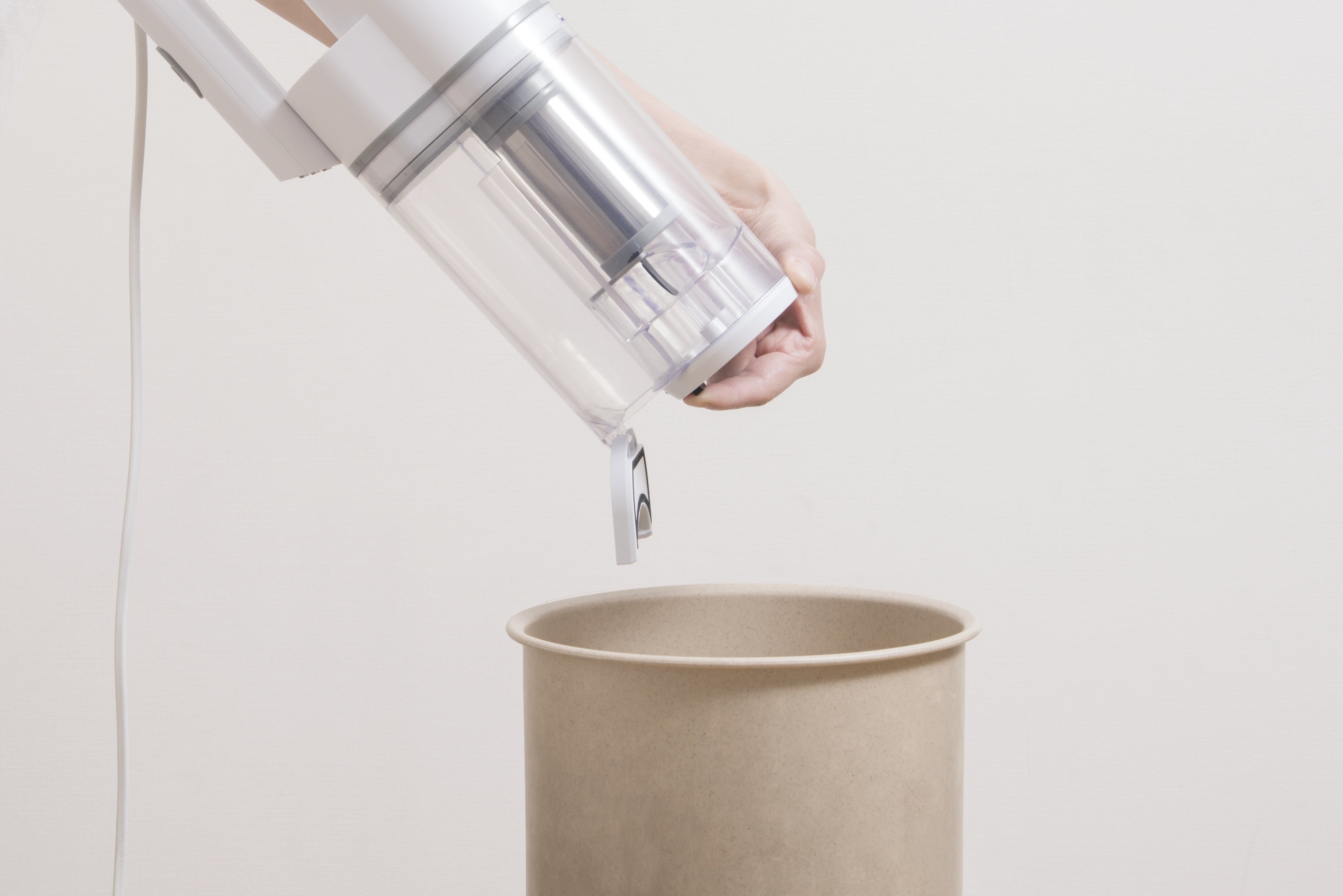 お手入れ簡単ダストカップ