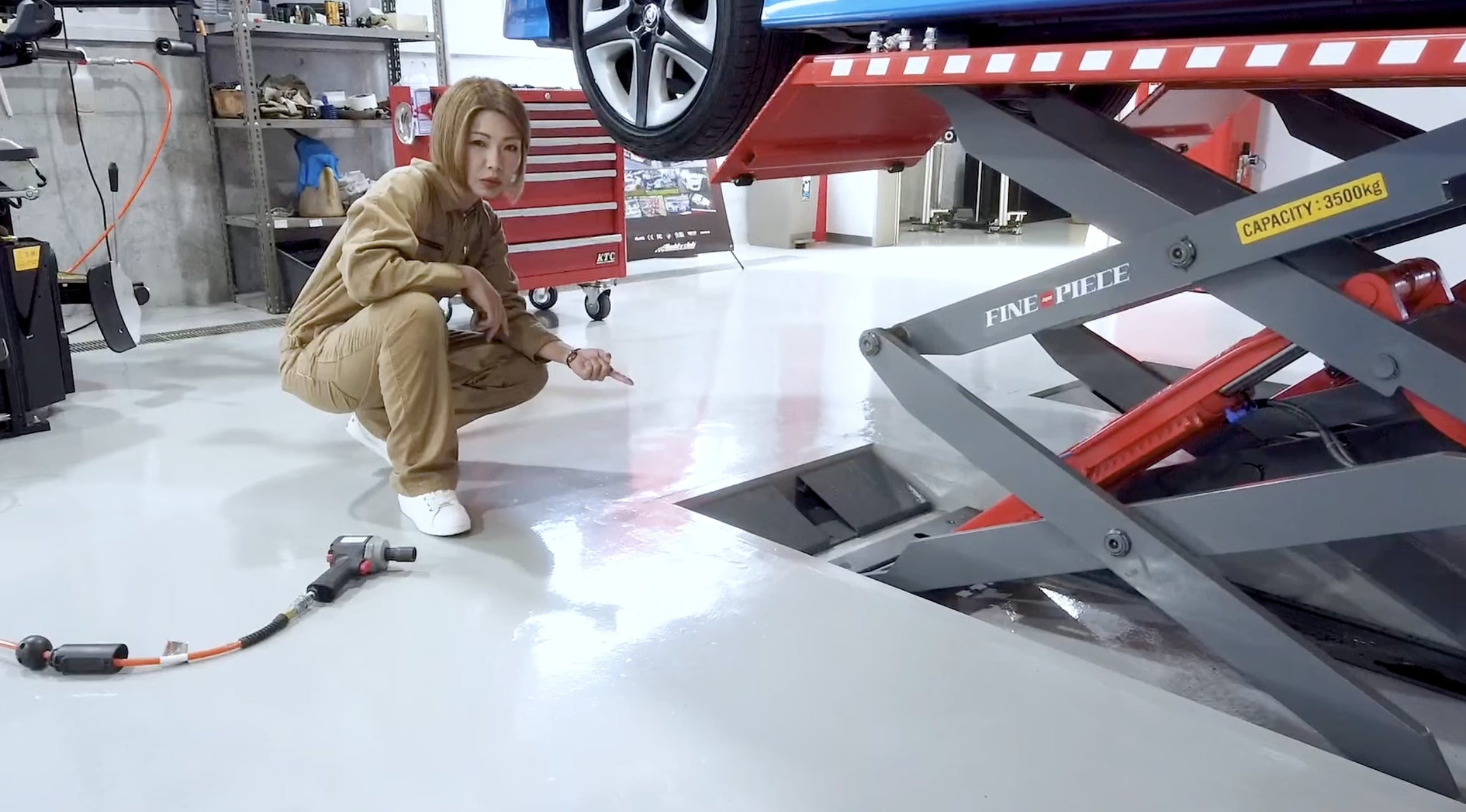 ファインピース 自動車整備用リフト 120mm薄型シザースリフト