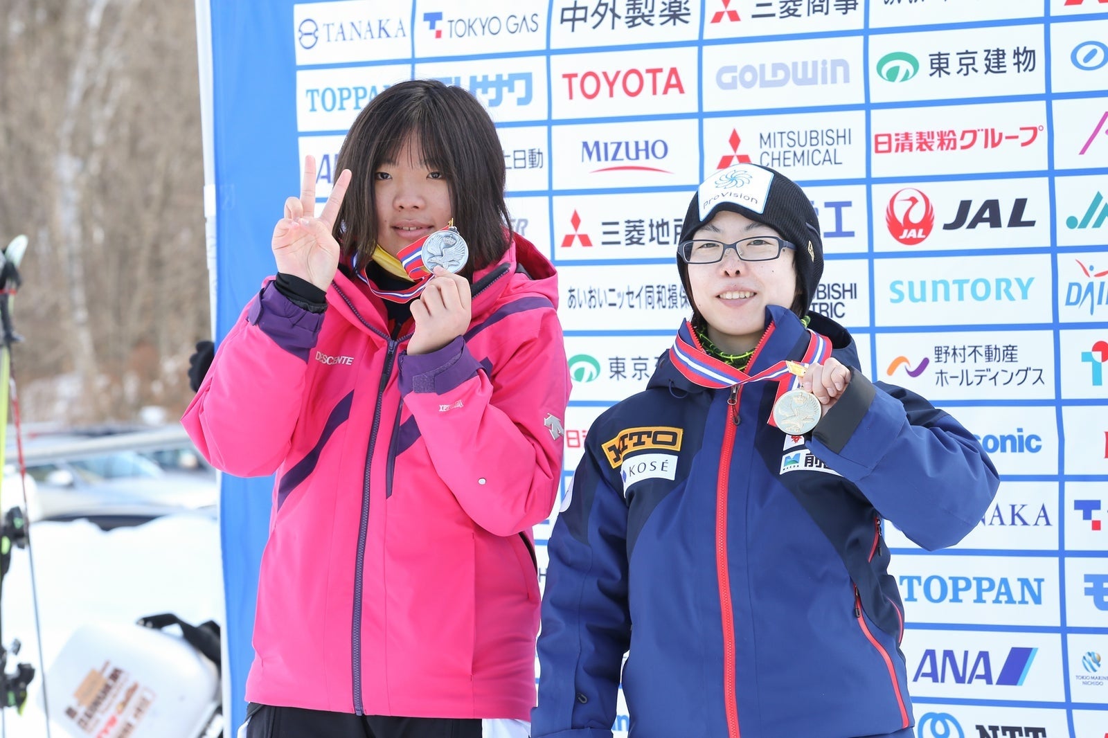 写真右が馬場選手