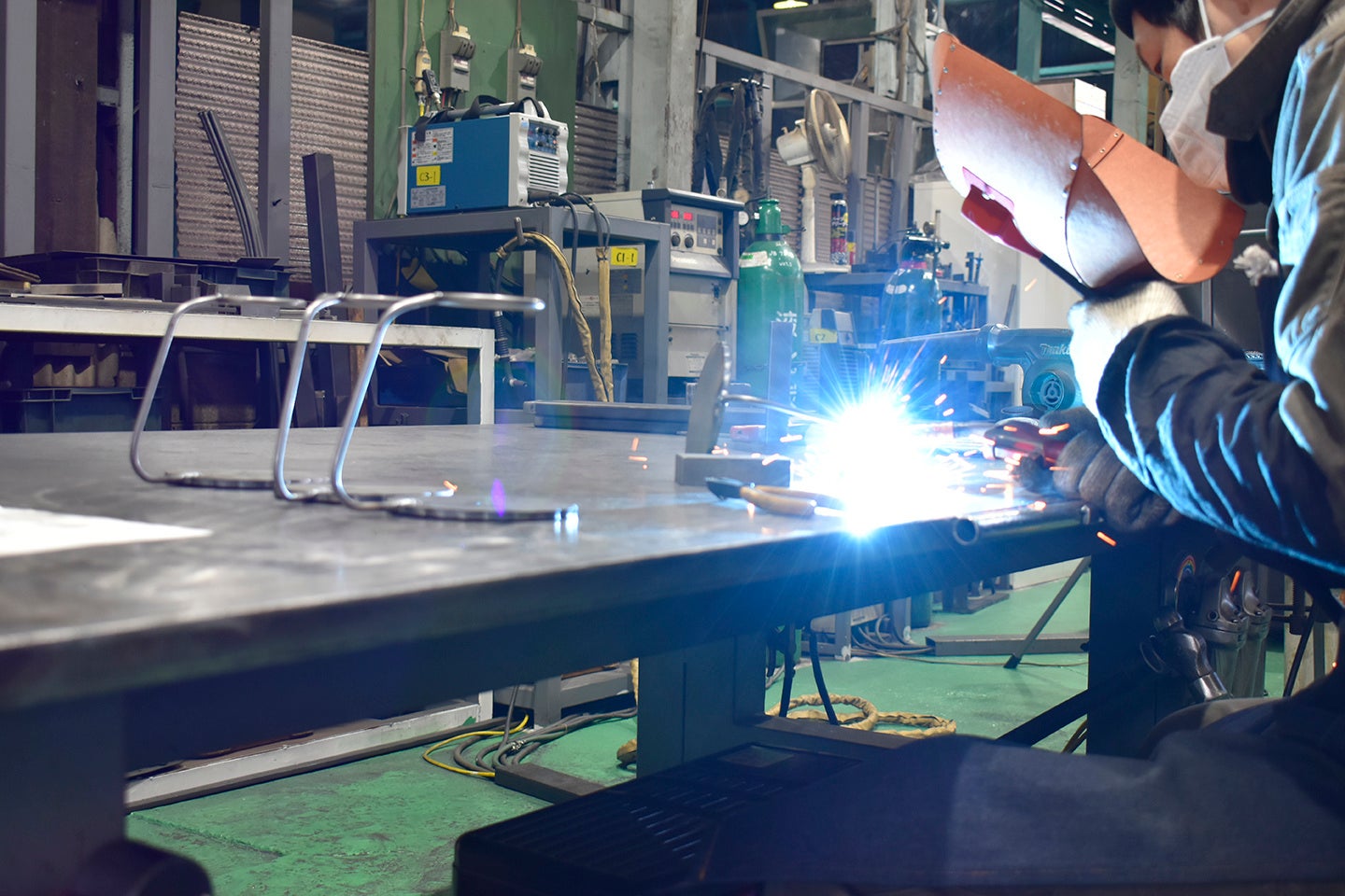 ドリッパースタンド製作の様子（溶接）