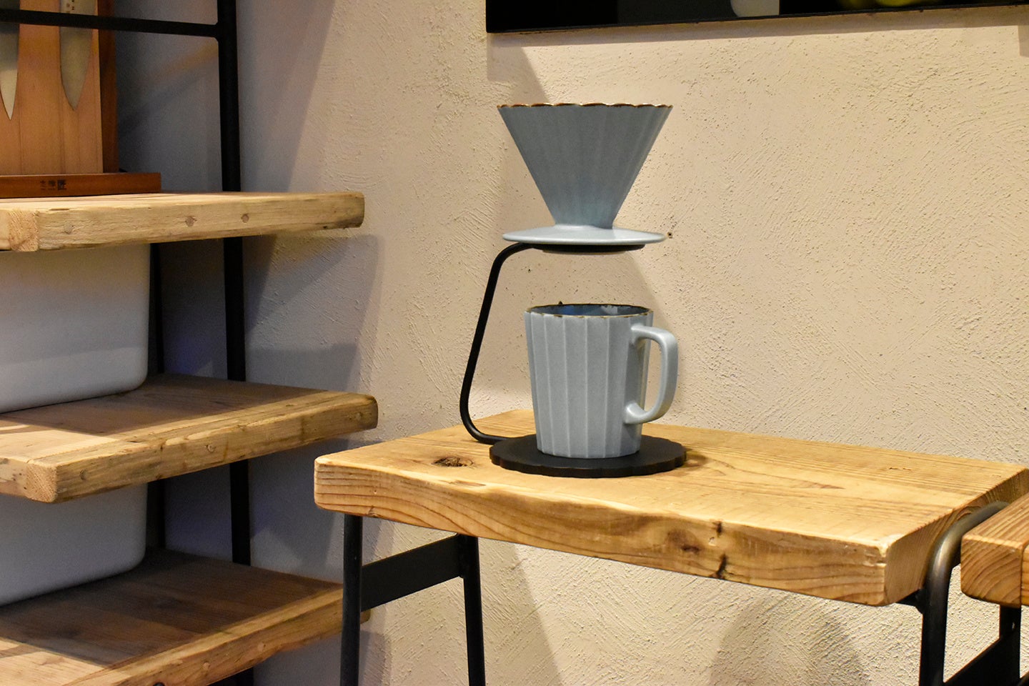 インテリアとして楽しめるドリッパースタンドセット