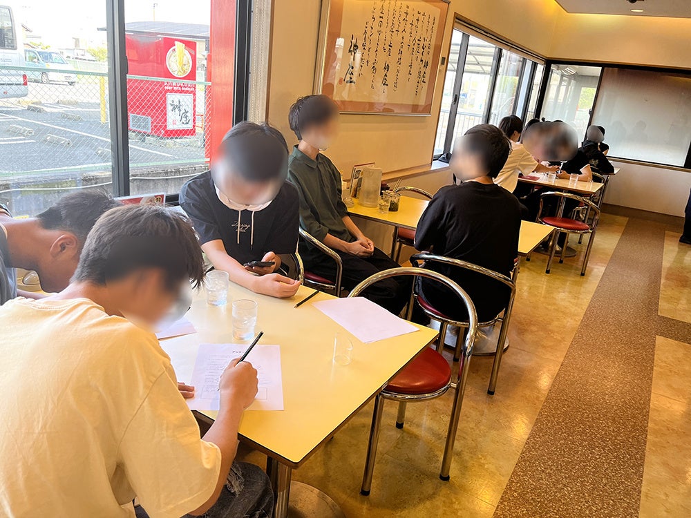 真剣にアンケートに回答してくれました。