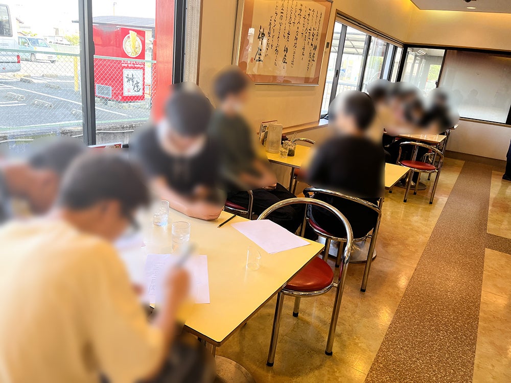 真剣にアンケートに回答してくれました。