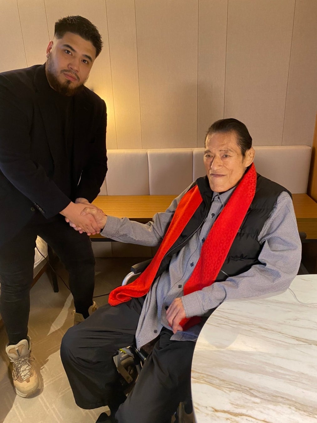 アントニオ猪木公認 ボクシング界の超新星 ヘビー級 但馬ミツロ 3150fight Vol 2 で56秒tkoデビュー 株式会社亀田プロモーションのプレスリリース アントニオ猪木公認 ボクシング界の超新星 ヘビー級 但馬ミツロ 3150fight Vol 2 で56秒tkoデビュー 株式会社亀田プロモーションのプレスリリース