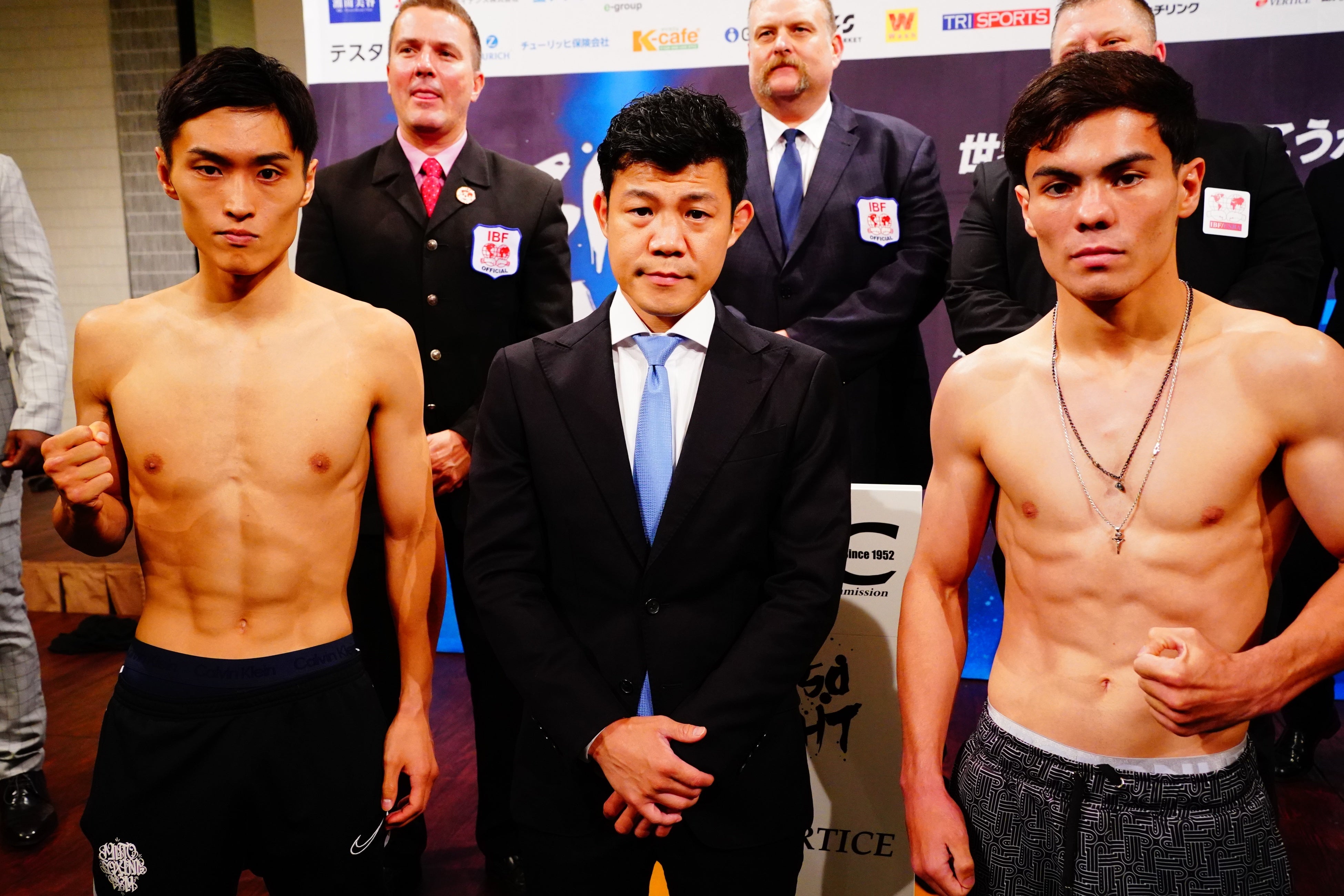 西田凌佑(六島)　亀田興毅ファウンダー　クリスチャン・メディーナ(メキシコ)