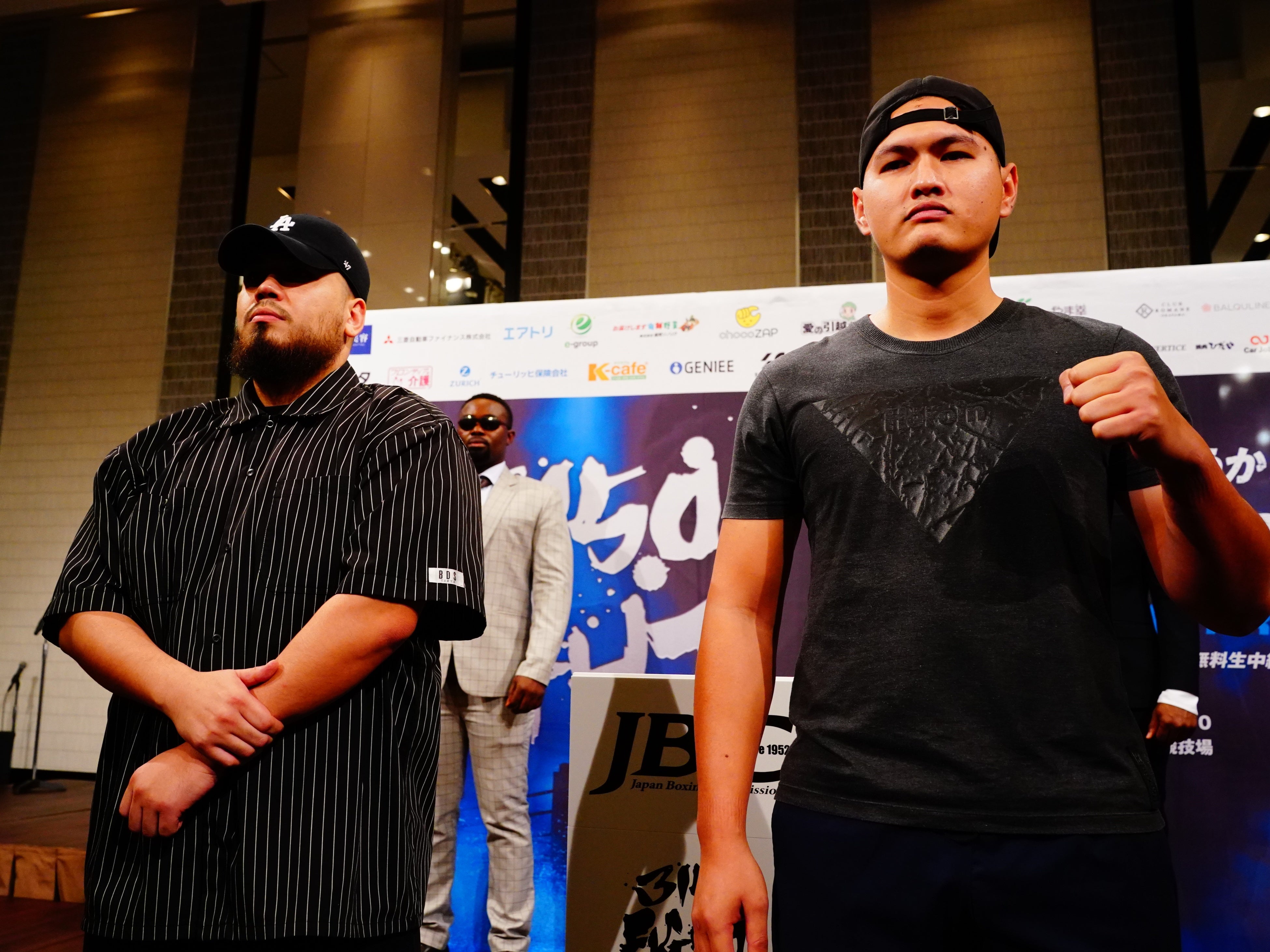 但馬 ミツロ(KWORLD3）　パンテーン(タイ)