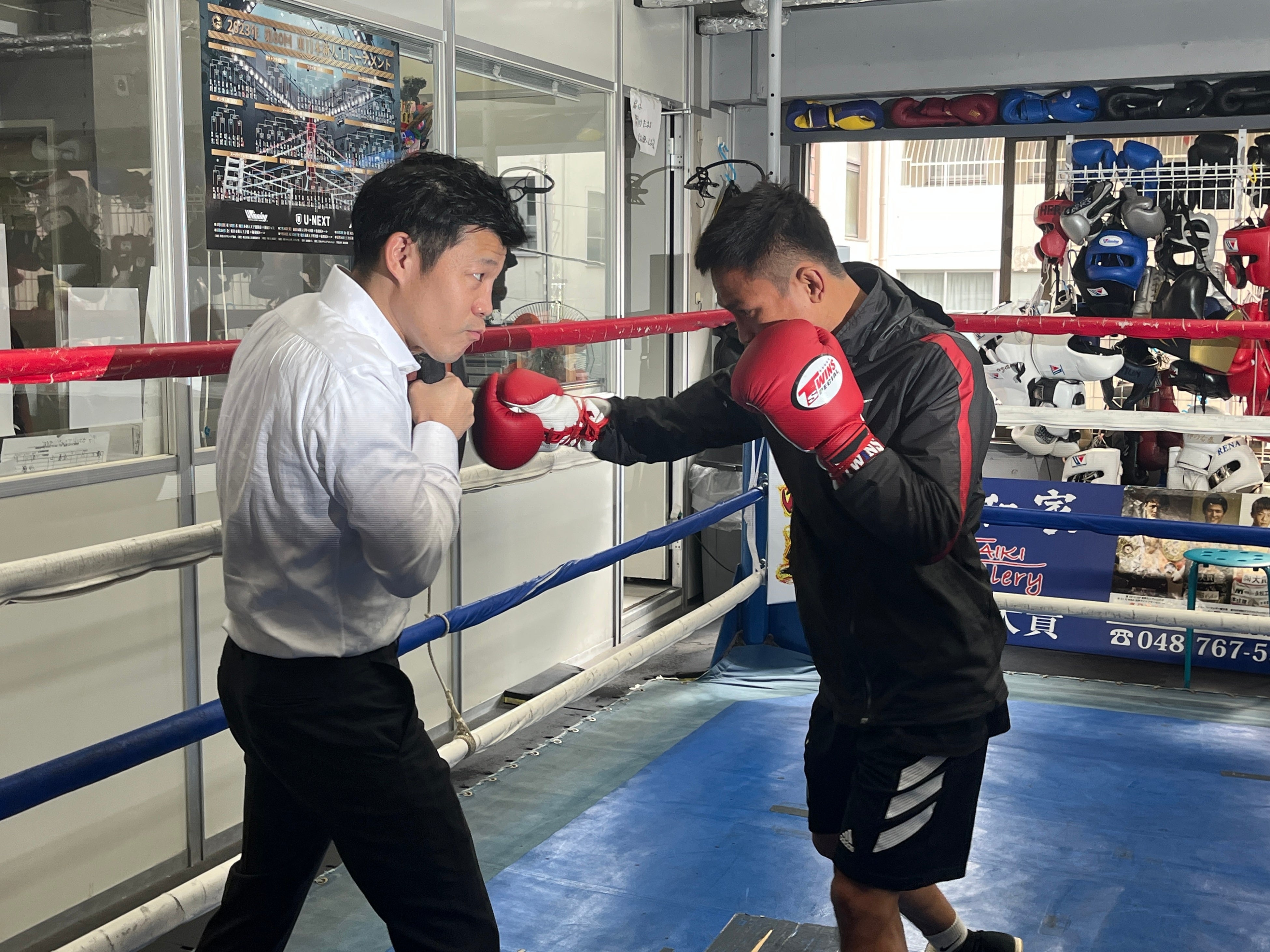 亀田興毅ファウンダー・パンヤ（タイ）